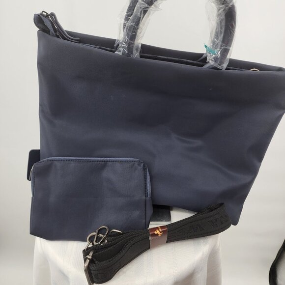 MONTANA WEST Navy 15" Waterproof Laptop Bag & Pouch NWT - Picture 9 of 9